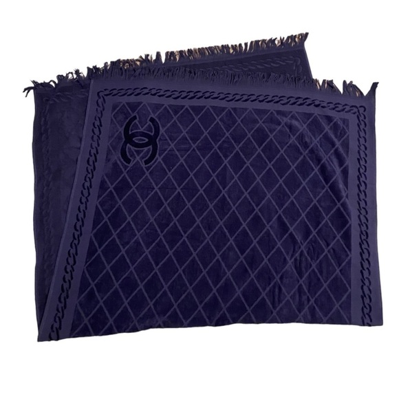 Chanel navy large towel 100% cotton . Made in Italy . New. No tags . - Picture 1 of 11